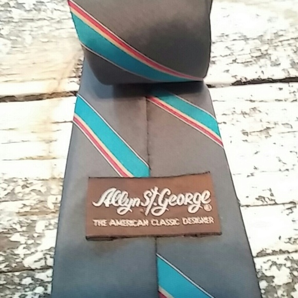 Lot of ties - Picture 4 of 4